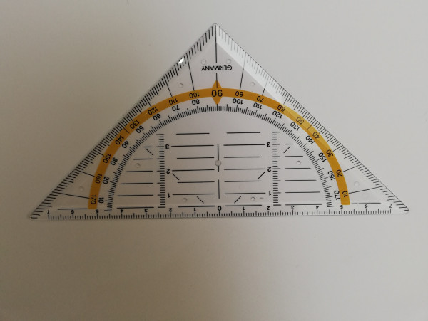 Geodreieck 14 cm